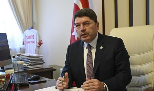 Bakan Tunç: “Türkiye Cumhuriyeti demokratik hukuk devletidir”