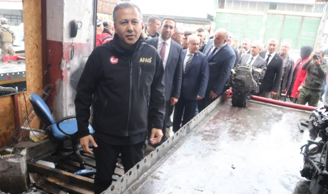 Bakan Yerlikaya'dan sağanak yağış açıklaması