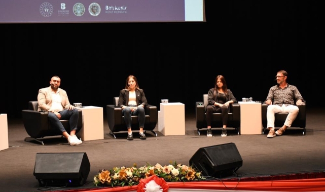 Balıkesirli Milli Sporcular spor çalıştayına katıldı