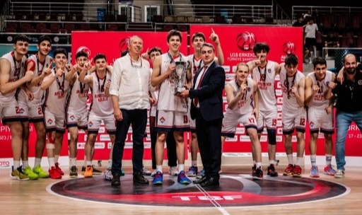 Basketbolda U16 Türkiye şampiyonu, İstanbul Bahçeşehir Koleji oldu