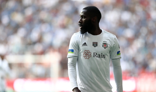 Beşiktaş'ta Masuaku cezalı duruma düştü