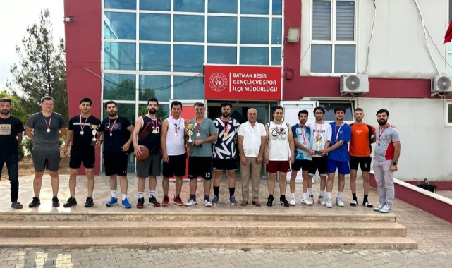 Beşiri’de 3x3 basketbol turnuvası yapıldı