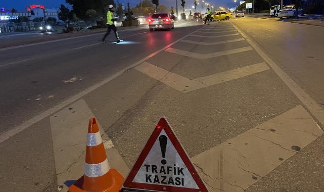 Beton saksıya çarpan taksi şoförü can verdi