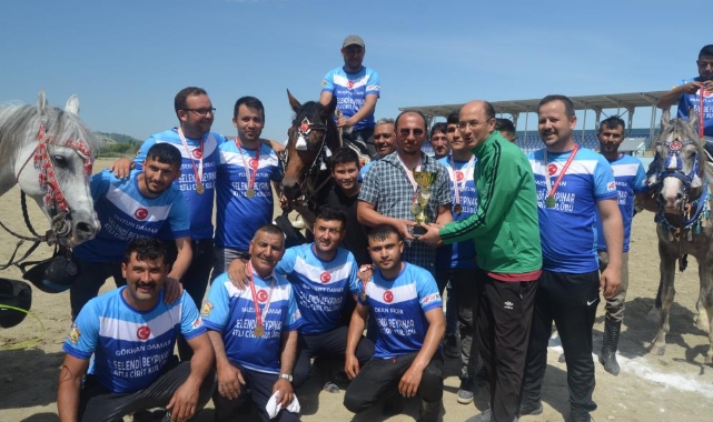 Beypınar Atlı Cirit Takımı Manisa Şampiyonu oldu