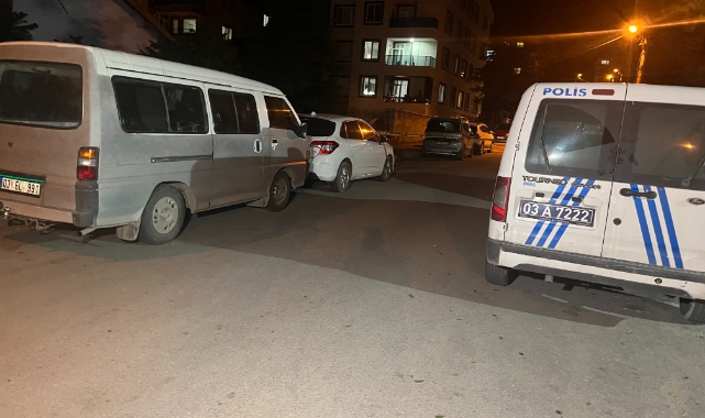 Bıçaklı ve sopalı kavgada 4 kişi de yaralandı