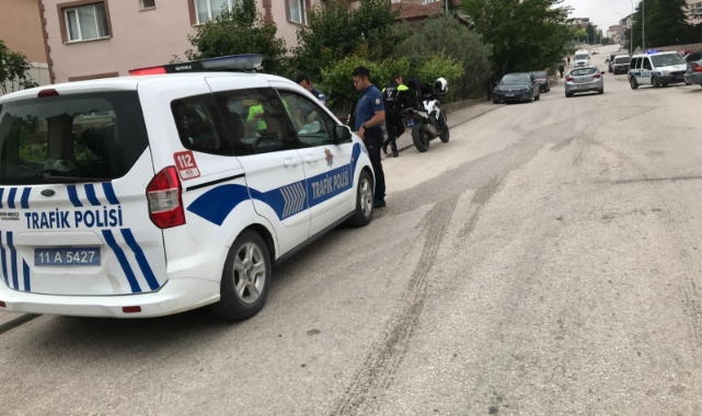 Bilecik'te ticari aracın çarptığı çocuk ağır yaralandı