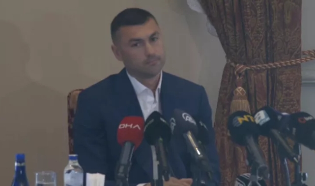 Burak Yılmaz futbolu bıraktı!