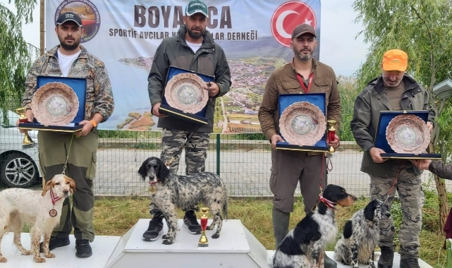 Bursa'da av köpekleri yarıştı