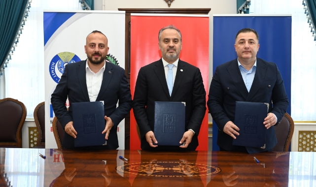 Bursa'da toplu sözleşme için imzalar atıldı