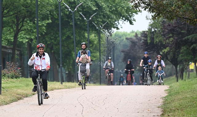 Büyükşehir Belediye Başkanı Aktaş pedal çevirdi