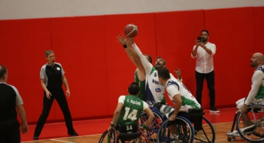 Büyükşehir sporda zirveye oynuyor