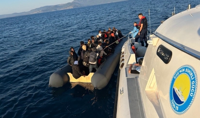 Çanakkale açıklarında 99 kaçak göçmen kurtarıldı