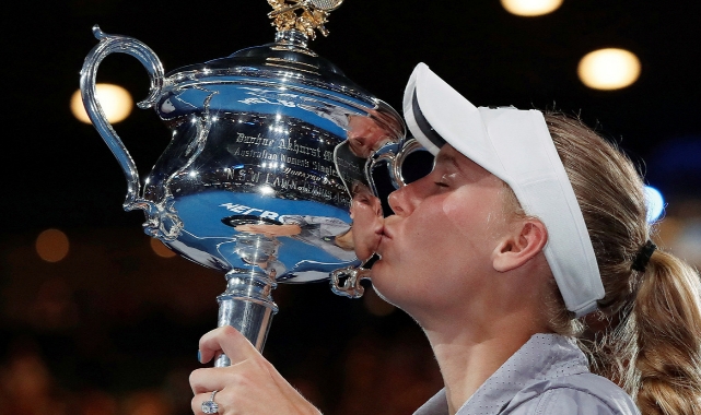 Caroline Wozniacki kortlara geri dönüyor