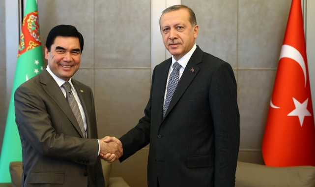 Cumhurbaşkanı Erdoğan Berdimuhammedov'la görüştü
