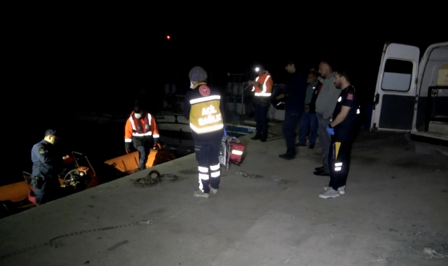 Denizde erkek cesedi bulundu