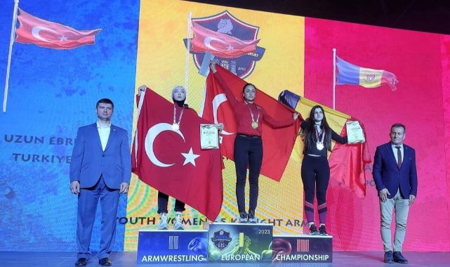 Denizlili Sümeyra, Avrupa’nın bileğini büktü