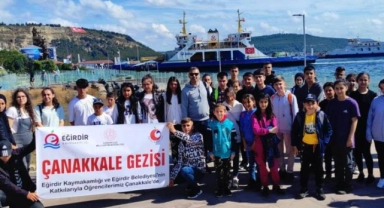 Depremzede öğrenciler, Çanakkale gezisinden döndü