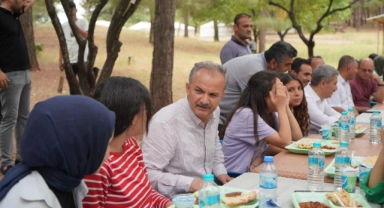 Depremzede öğrencilere moral etkinliği