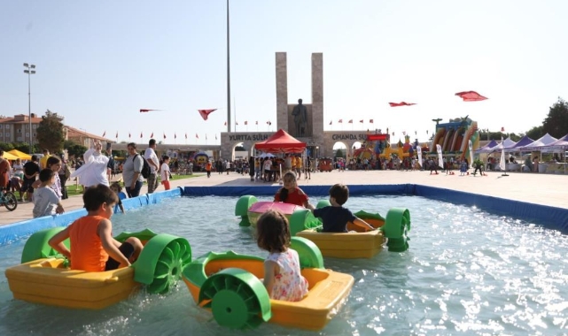 Didimli çocuklar festivalde doyasıya eğlendi