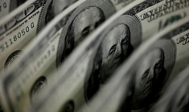 Dolar yükselişini sürdürüyor! Kabine bekleniyor