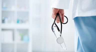 DSÖ'den 'mülteci doktor' önerisi