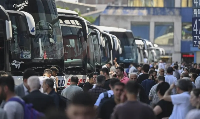 Dün 800 TL olan bilet bugün 1000 TL'den satılıyor