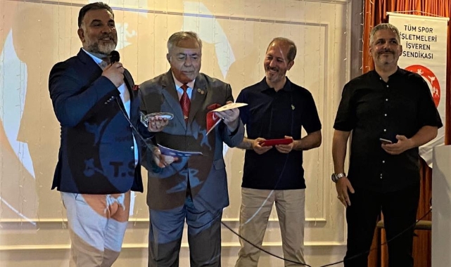 Dünya Antrenörler Günü, ilk kez törensel olarak düzenlendi