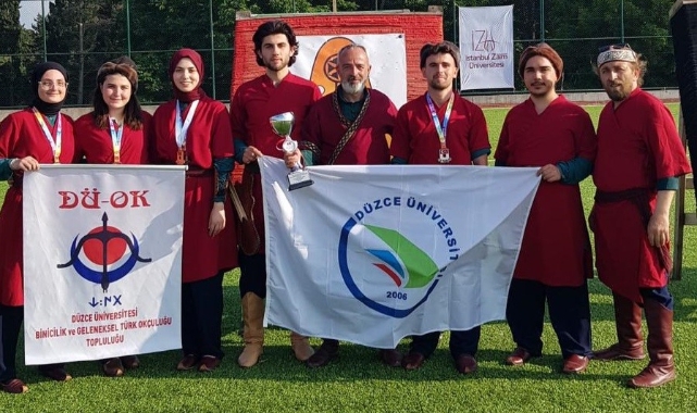 Düzce Üniversitesi öğrencileri hedefi tutturdu