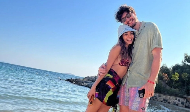 Ebru Şahin ile Cedi Osman'dan mutluluk pozu
