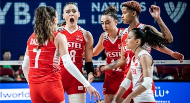 Filenin Sultanları Dominik Cumhuriyeti'ni 3-1 mağlup etti