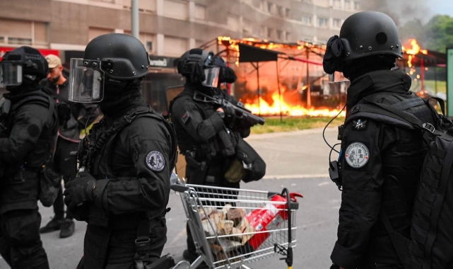 Fransa’daki protestolarda gözaltı sayısı artıyor!