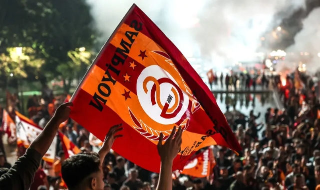Galatasaray'a şampiyonluk kupası Fenerbahçe maçında verilecek