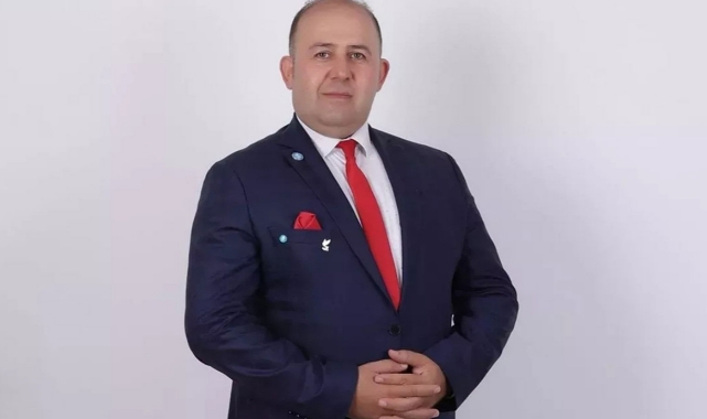 Genç Parti'lı il başkanı ve oğlu kaza geçirdi