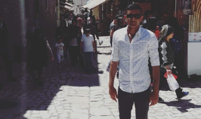 Görev yaptığı karakolun duvarına motosikletle çarptı