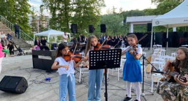 Halk Eğitim Merkezinde öğrendiler konser verdiler