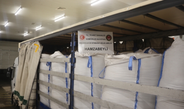 Hamzabeyli'de 19 ton kaçak çay ele geçirildi