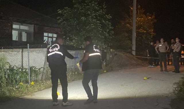 İki aile arasında bıçaklı kavga! 2'si ağır 6 yaralı!