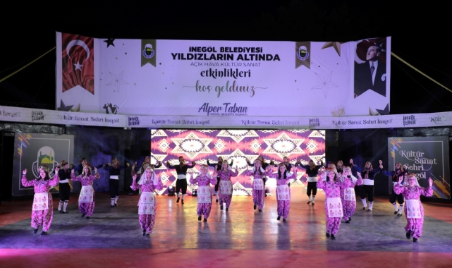 İnegöl Belediyesi Halk Dansları Topluluğundan muhteşem gece