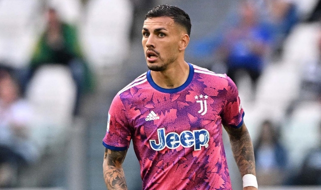 Juventus yıldız oyuncuya veda etti!