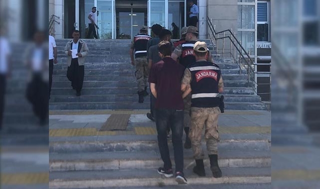 Çete üyelerinin adreslerinde tutuklama