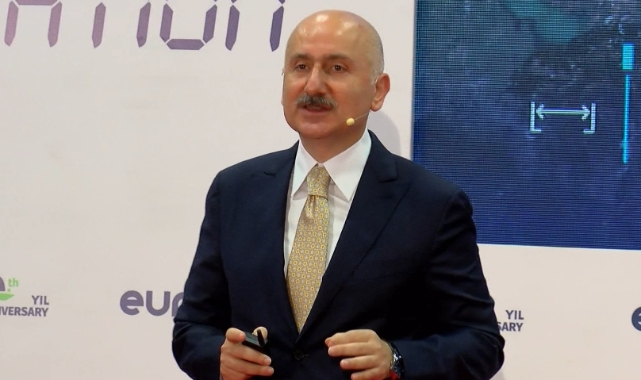 Karaismailoğlu: 350 kilometrelik konforu ülkemize yaşatacağız