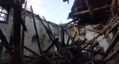 Kastamonu'da defineciler 600 yıllık tarihi camiyi talan etti
