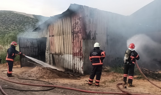 Kereste atölyesinde korkutan yangın