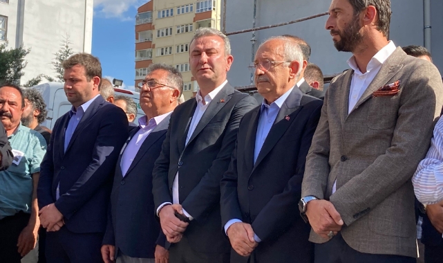 Kılıçdaroğlu dayısını son yolculuğuna uğurladı