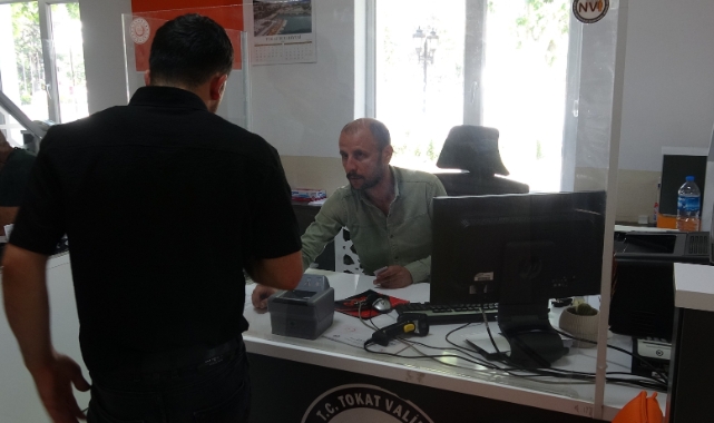 Kimliklerini kaybeden adaylar zamanla yarıştılar