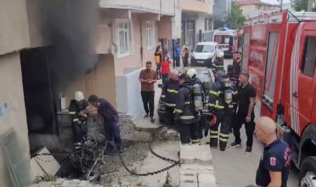 Kıvılcımlar hurda deposuna sıçradı