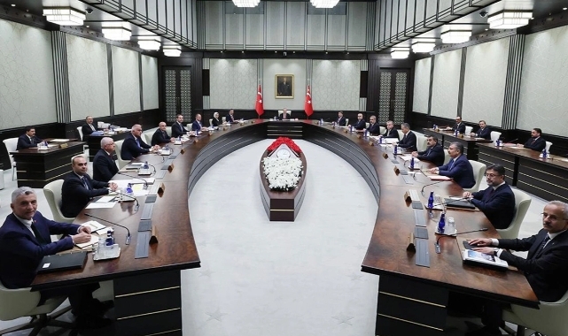 Kritik Kabine toplantısı başladı
