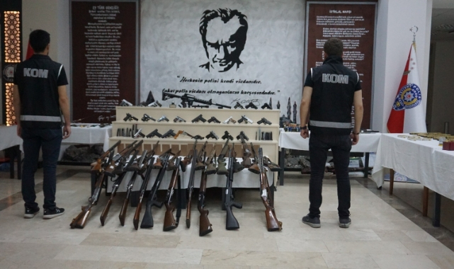 “Kukla 22” operasyonunda adeta cephanelik çıktı