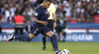 Kylian Mbappe'den ayrılık iddialarına yanıt