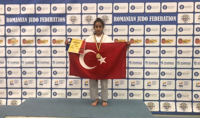 Leyla Abanoz Balkan Şampiyonu oldu